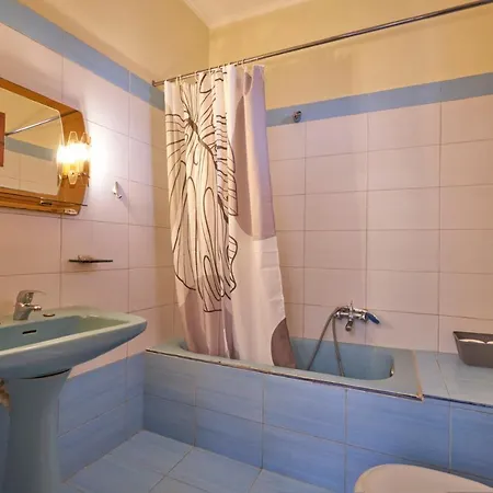 Holiday home Psarras *